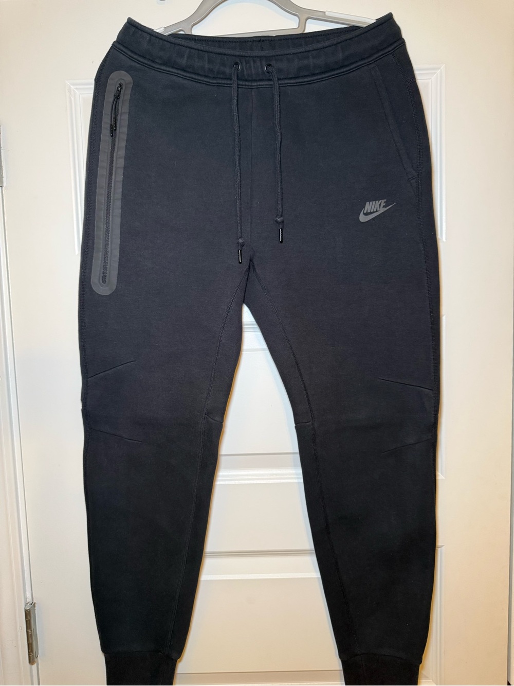 Nike Black Men's Medium Tech Fleece Jogger Sweatpants